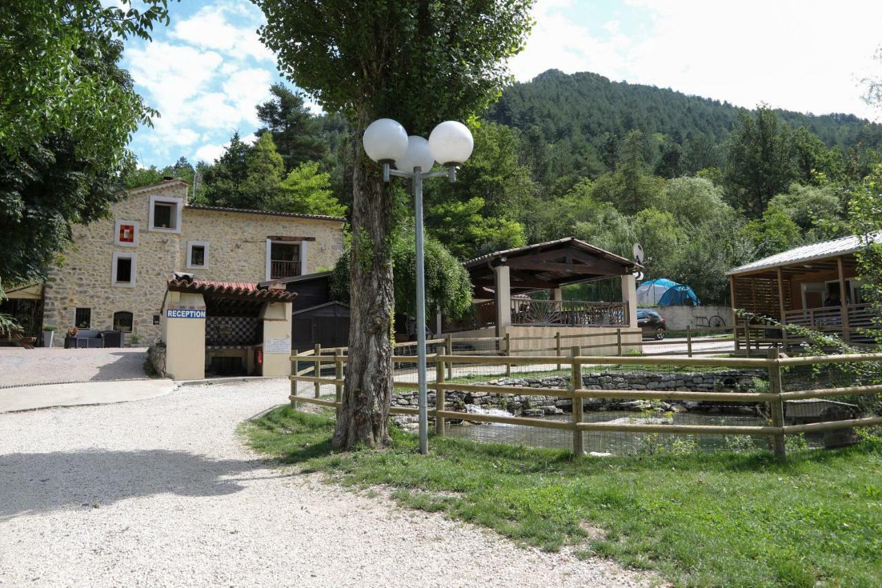 Camping La Ferme De Castellane Dış mekan fotoğraf
